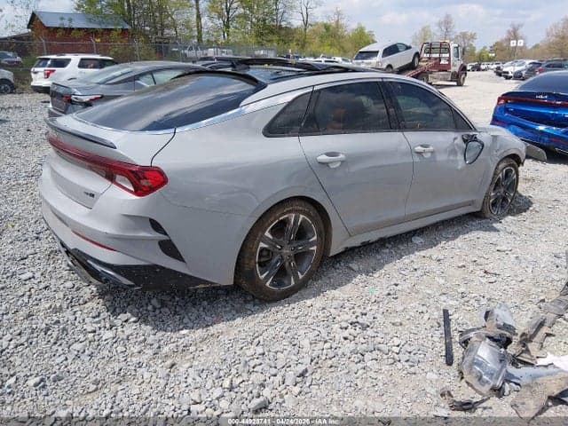 2022 KIA K5 GT-LINE 4