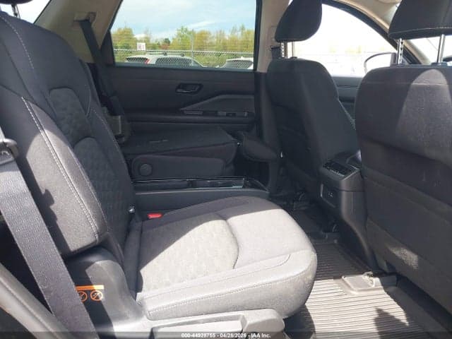 2023 NISSAN PATHFINDER SV 4WD 8