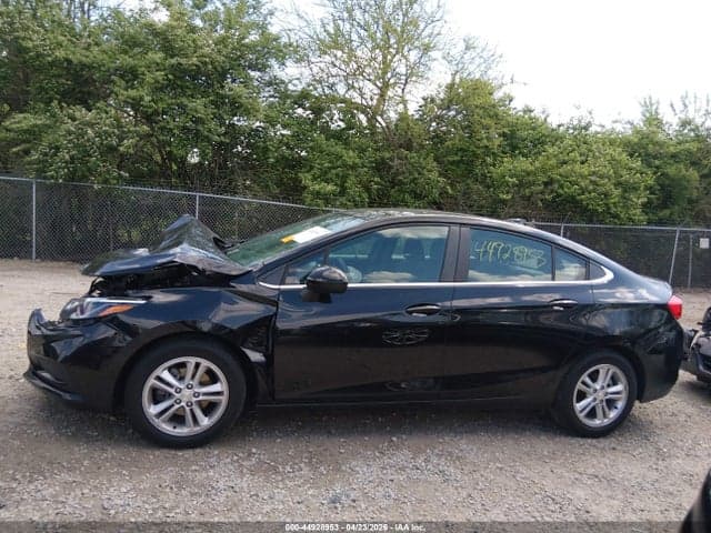 2017 CHEVROLET CRUZE LT AUTO 14