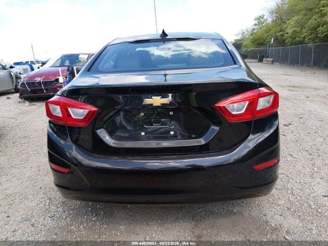 2017 CHEVROLET CRUZE LT AUTO 16