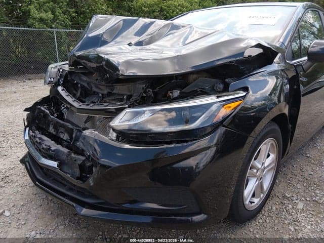 2017 CHEVROLET CRUZE LT AUTO 6