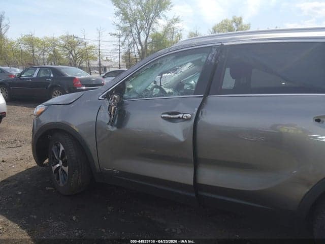 2018 KIA SORENTO 3.3L EX 6