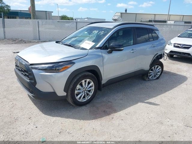 2026 TOYOTA COROLLA CROSS LE 2
