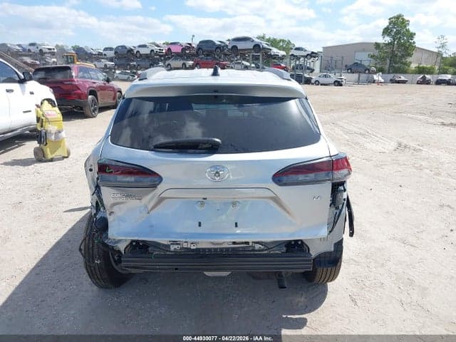 2026 TOYOTA COROLLA CROSS LE 17
