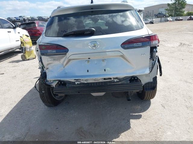 2026 TOYOTA COROLLA CROSS LE 6