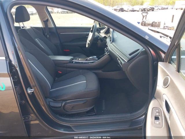 2021 HYUNDAI SONATA SEL 5