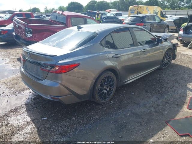2025 TOYOTA CAMRY XSE 4