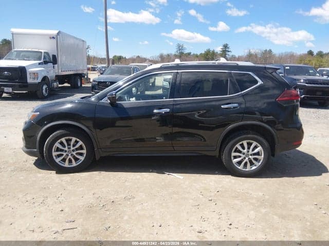 2019 NISSAN ROGUE S 14
