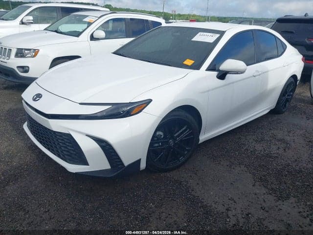 2025 TOYOTA CAMRY SE 2