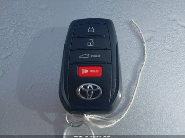 2025 TOYOTA CAMRY SE 11