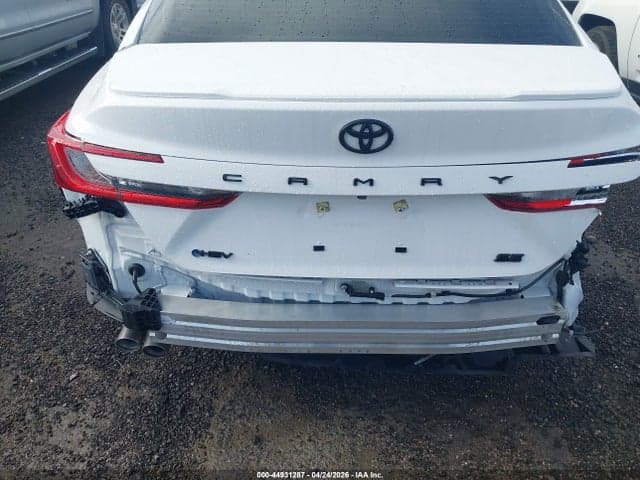 2025 TOYOTA CAMRY SE 6