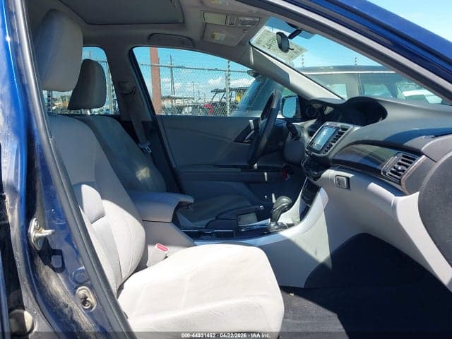 2017 HONDA ACCORD EX 5