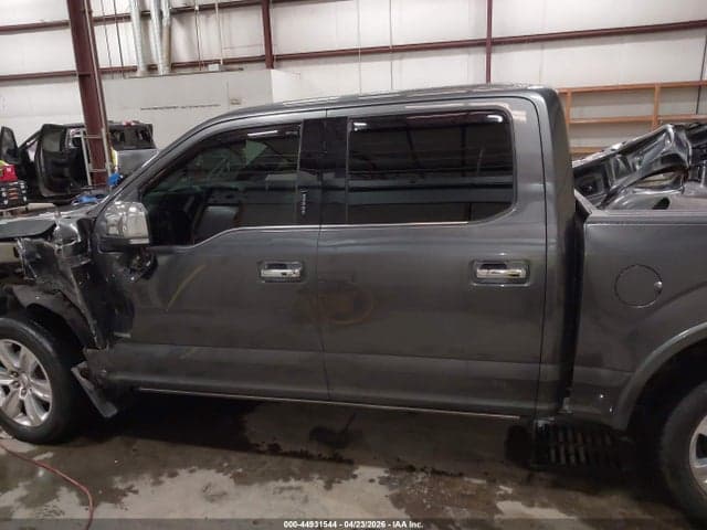 2017 FORD F-150 PLATINUM 14