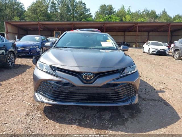 2020 TOYOTA CAMRY LE 13