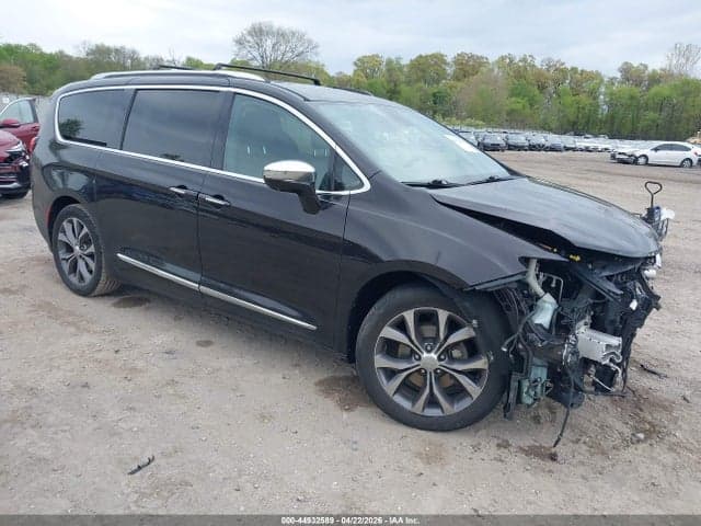 2017 CHRYSLER PACIFICA LIMITED 1
