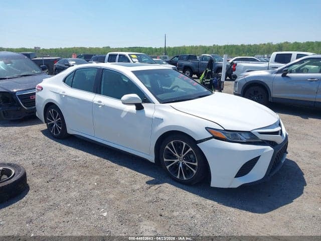2020 TOYOTA CAMRY SE HYBRID - 1