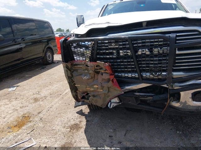 2019 RAM 3500 LARAMIE 4X4 8' BOX 6