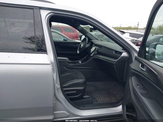 2024 JEEP GRAND CHEROKEE L ALTITUDE 4X4 5