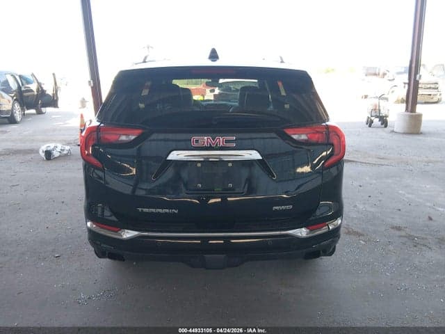 2018 GMC TERRAIN DENALI 16