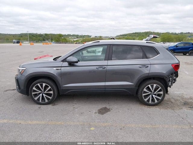 2022 VOLKSWAGEN TAOS 1.5T SE 15