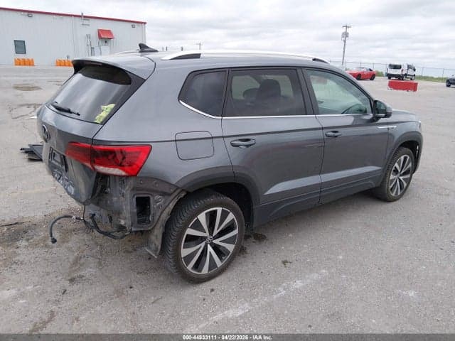 2022 VOLKSWAGEN TAOS 1.5T SE 4