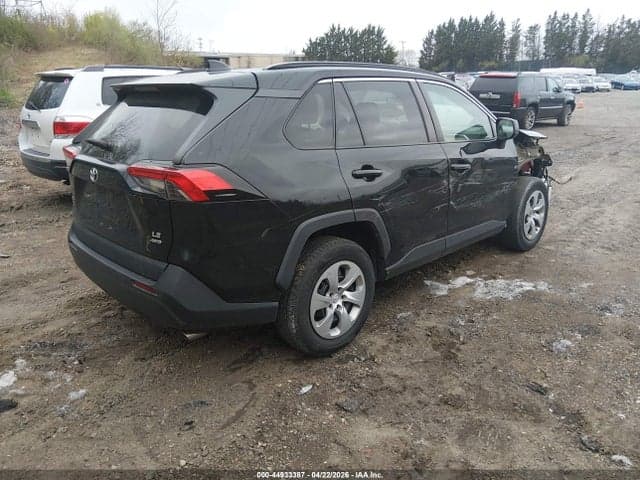 2021 TOYOTA RAV4 LE 4