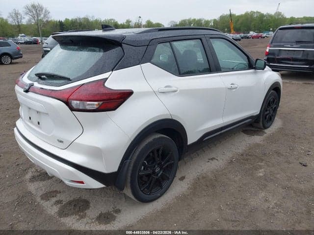 2024 NISSAN KICKS SR XTRONIC CVT 4