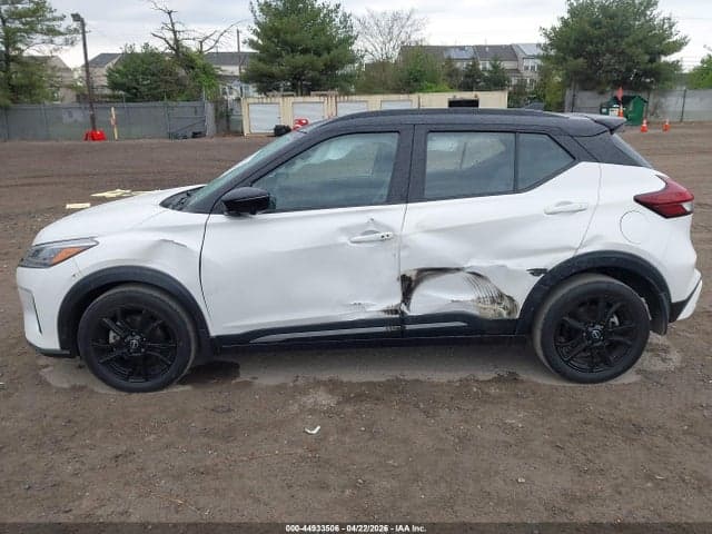 2024 NISSAN KICKS SR XTRONIC CVT 6