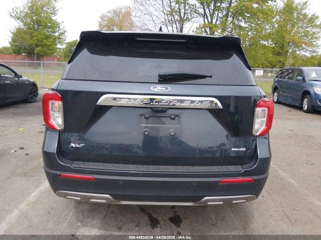 2022 FORD EXPLORER XLT 16