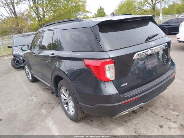 2022 FORD EXPLORER XLT 3