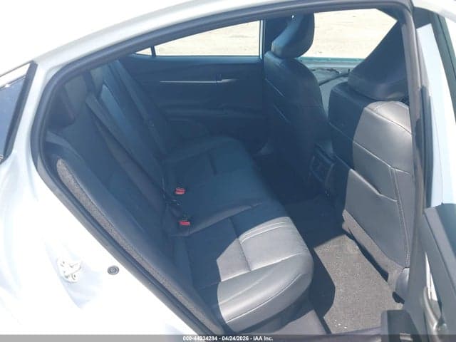 2025 TOYOTA CAMRY XSE 8