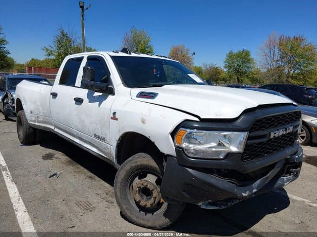 2022 RAM 3500 TRADESMAN 4X4 8' BOX