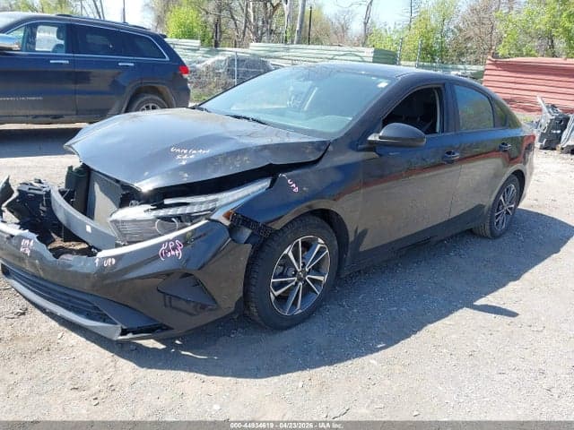 2022 KIA FORTE LXS 2
