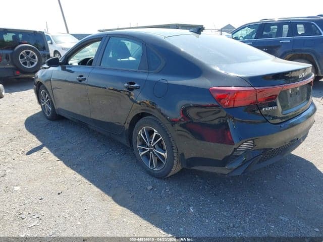 2022 KIA FORTE LXS 3