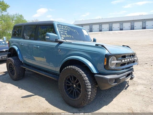 2023 FORD BRONCO OUTER BANKS 1