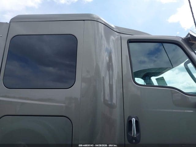 2019 INTERNATIONAL LT 15