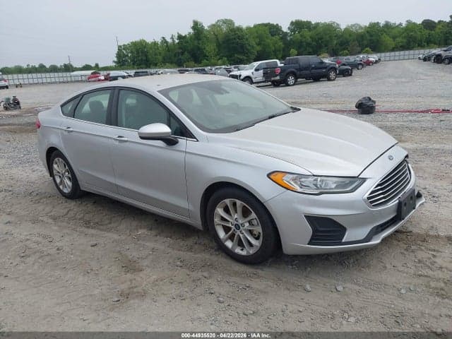 2019 FORD FUSION SE 1