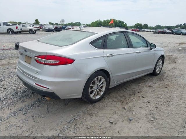 2019 FORD FUSION SE 4