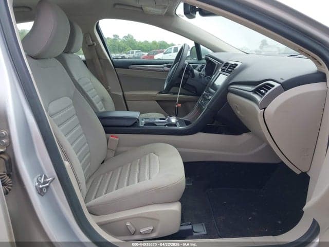 2019 FORD FUSION SE 5
