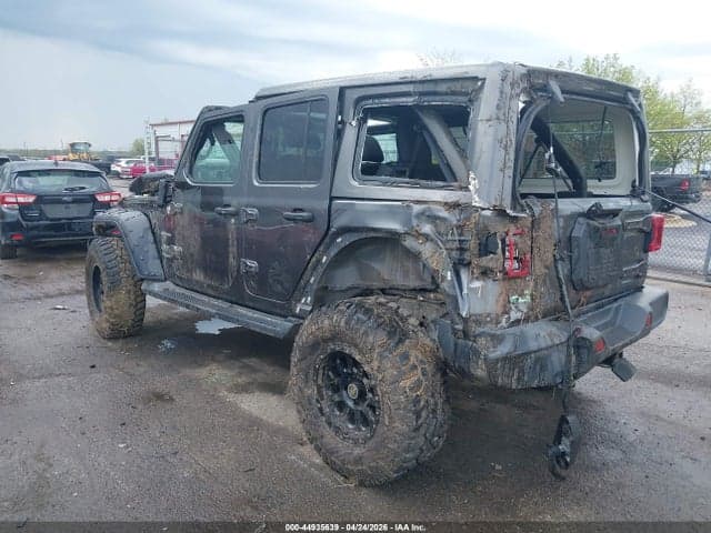 2019 JEEP WRANGLER UNLIMITED SAHARA 4X4 3