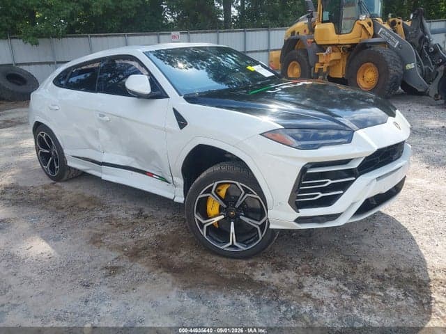 2020 LAMBORGHINI URUS