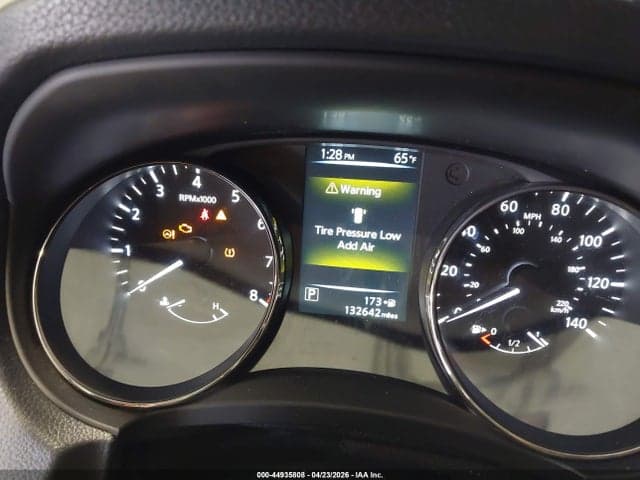 2017 NISSAN ROGUE S 8