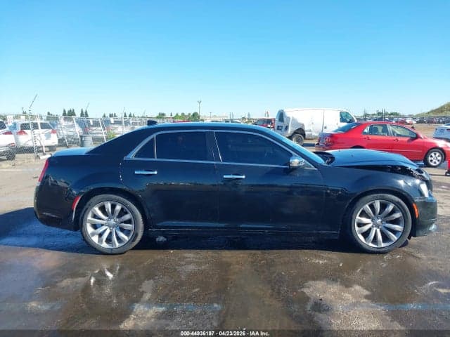 2019 CHRYSLER 300 LIMITED 13