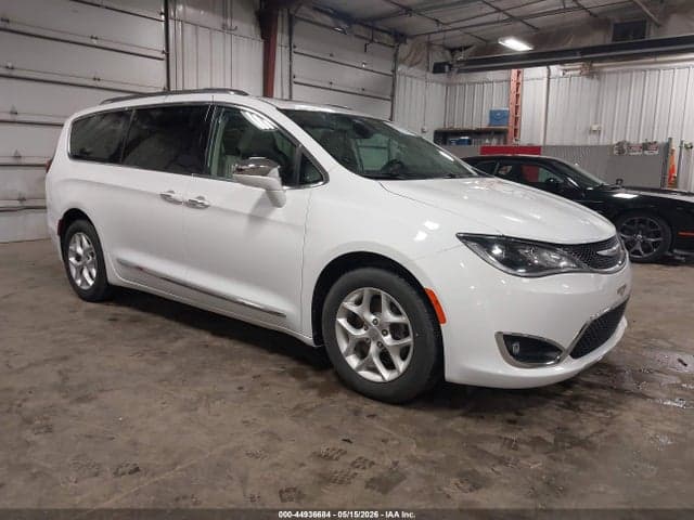 2020 CHRYSLER PACIFICA LIMITED 1