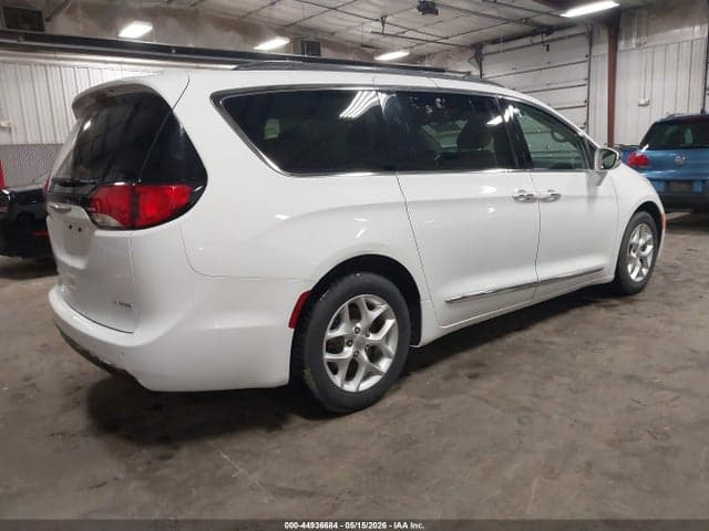 2020 CHRYSLER PACIFICA LIMITED 4