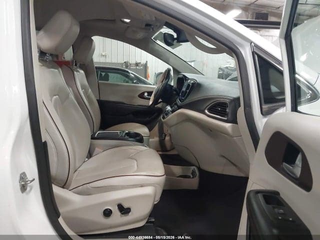 2020 CHRYSLER PACIFICA LIMITED 5