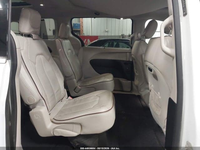 2020 CHRYSLER PACIFICA LIMITED 8