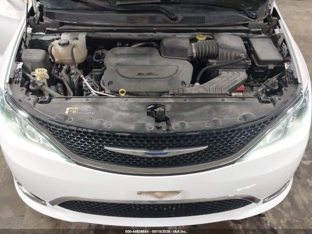 2020 CHRYSLER PACIFICA LIMITED 10