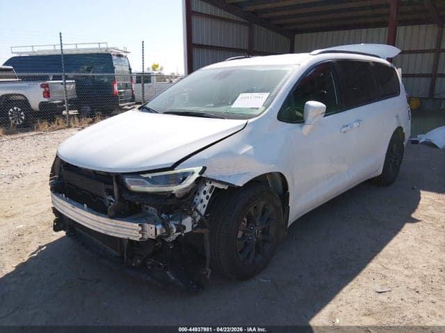 2021 CHRYSLER PACIFICA TOURING L AWD 2