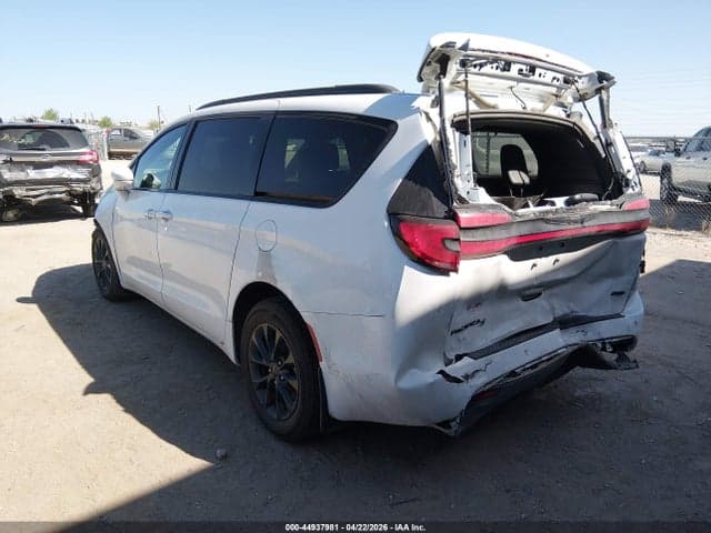 2021 CHRYSLER PACIFICA TOURING L AWD 3